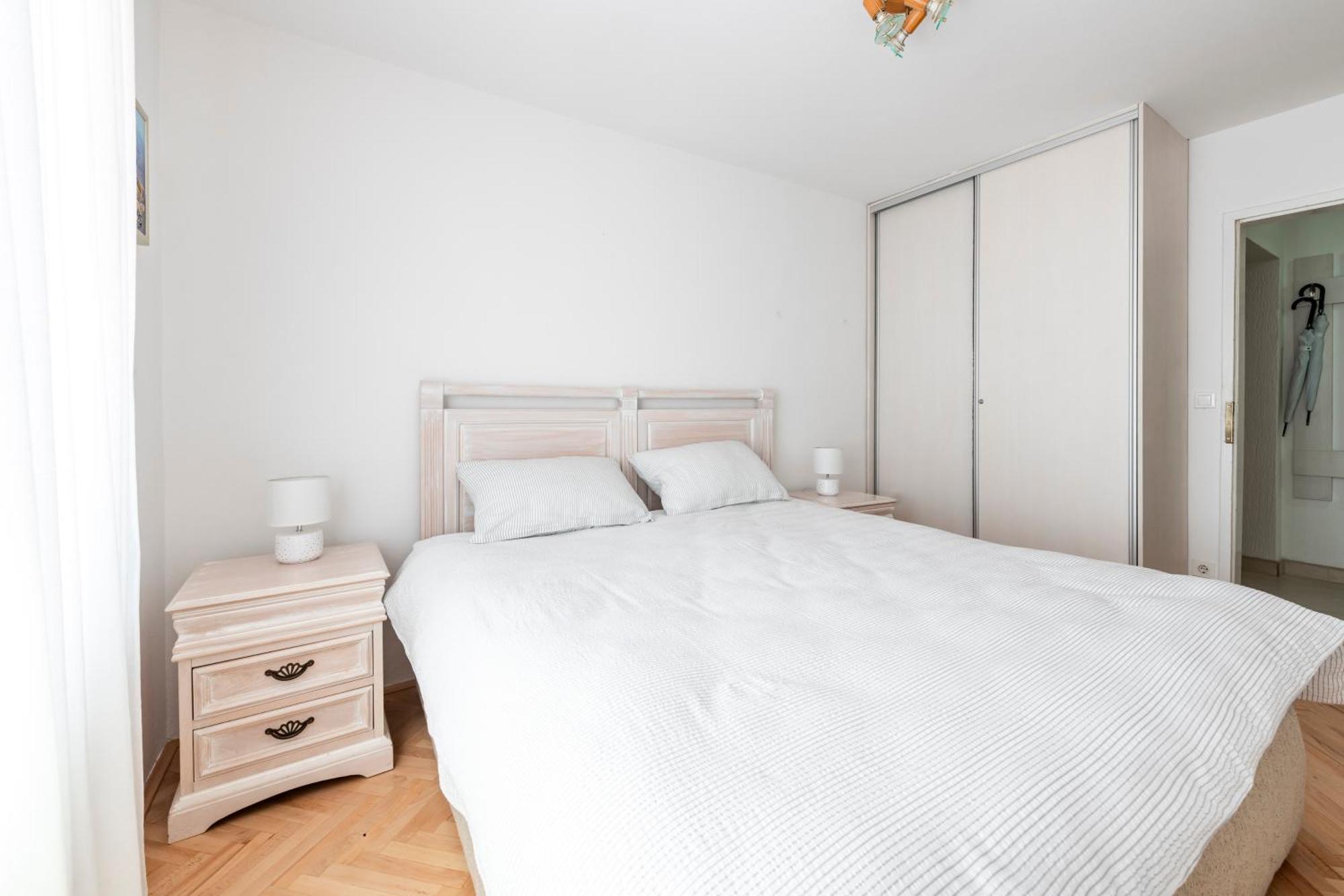 Apartments Golden Stream Дубровник Екстериор снимка